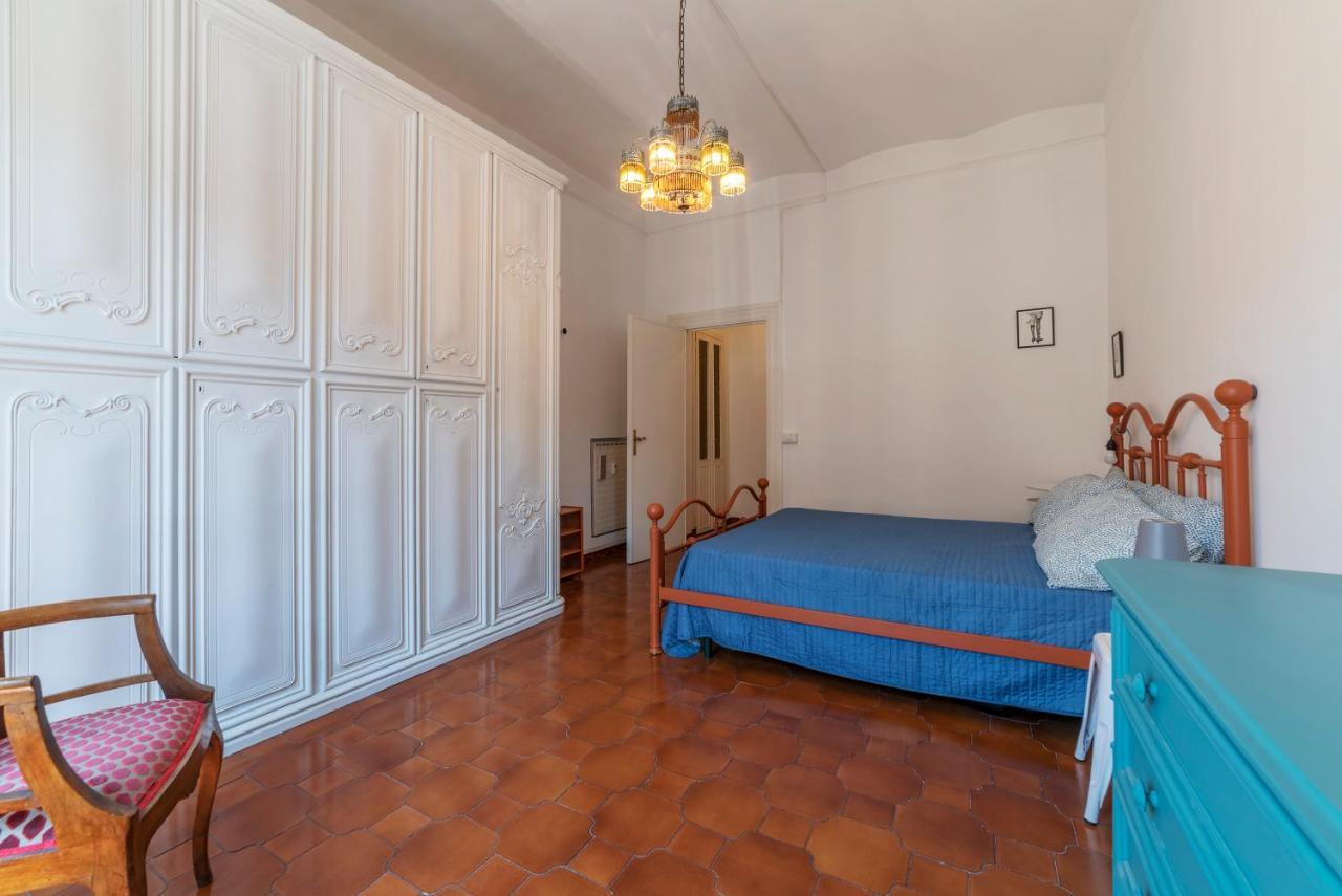 Santa Maria Maggiore Roomy And Bright Flat Rom Exteriör bild