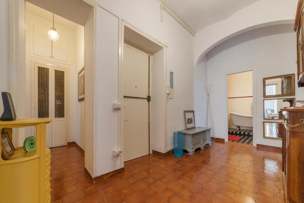 Santa Maria Maggiore Roomy And Bright Flat Rom Exteriör bild